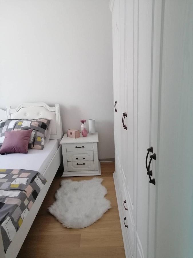 Апартаменты Apartman Natali*** Вараждин Экстерьер фото