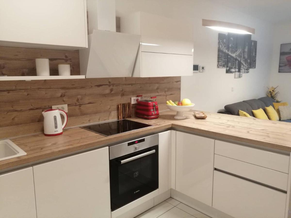 Апартаменты Apartman Natali*** Вараждин Экстерьер фото